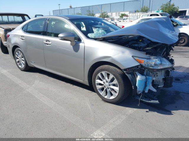  Salvage Lexus Es