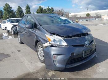  Salvage Toyota Prius