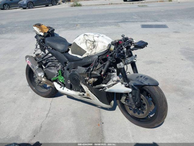  Salvage Suzuki Gsx-r600
