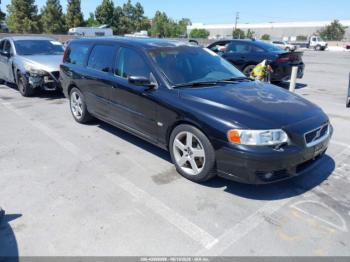  Salvage Volvo V70