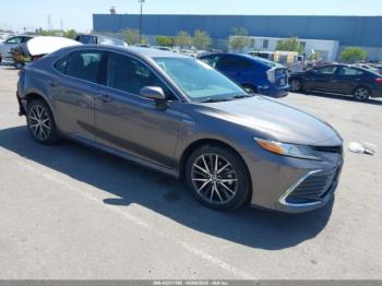  Salvage Toyota Camry
