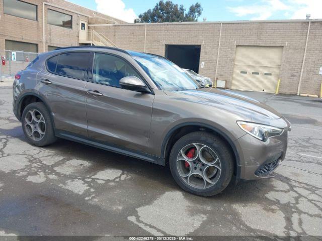  Salvage Alfa Romeo Stelvio
