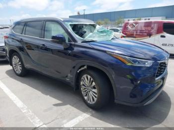  Salvage Toyota Highlander