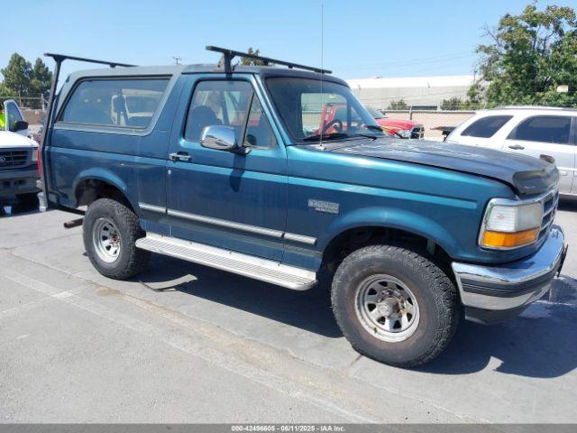  Salvage Ford Bronco