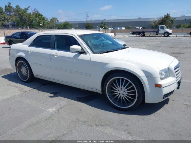  Salvage Chrysler 300