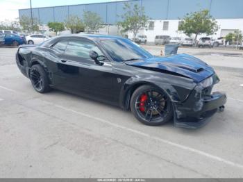  Salvage Dodge Challenger