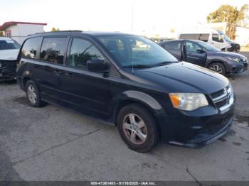  Salvage Dodge Grand Caravan