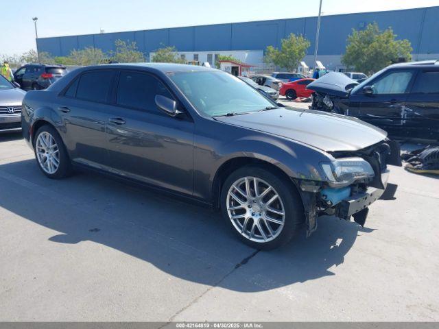  Salvage Chrysler 300