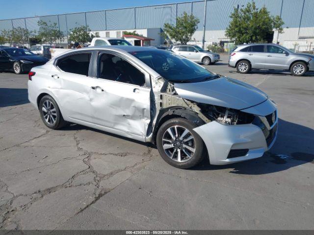  Salvage Nissan Versa