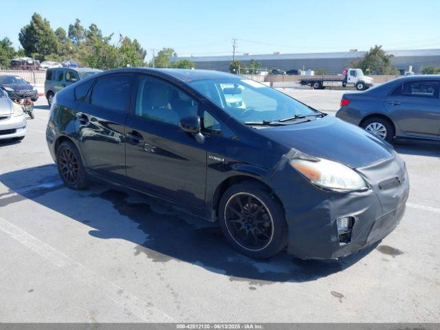  Salvage Toyota Prius