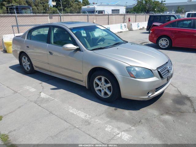  Salvage Nissan Altima