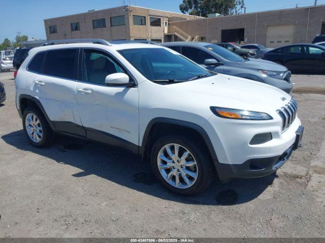  Salvage Jeep Cherokee