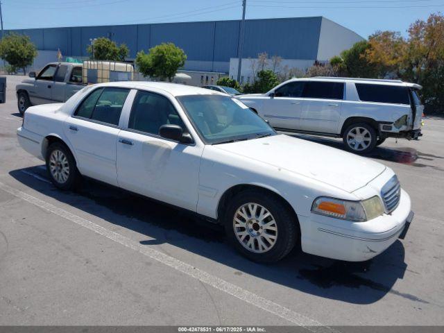  Salvage Ford Crown Victoria