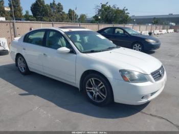 Salvage Nissan Altima