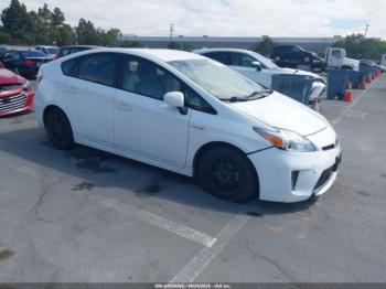  Salvage Toyota Prius