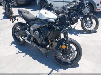  Salvage Triumph Motorcycle Daytona