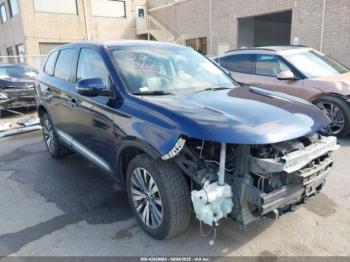 Salvage Mitsubishi Outlander