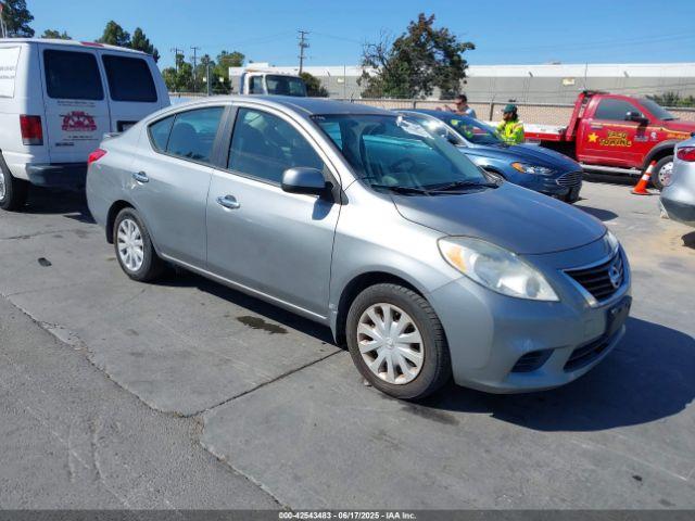  Salvage Nissan Versa