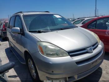  Salvage Toyota Sienna