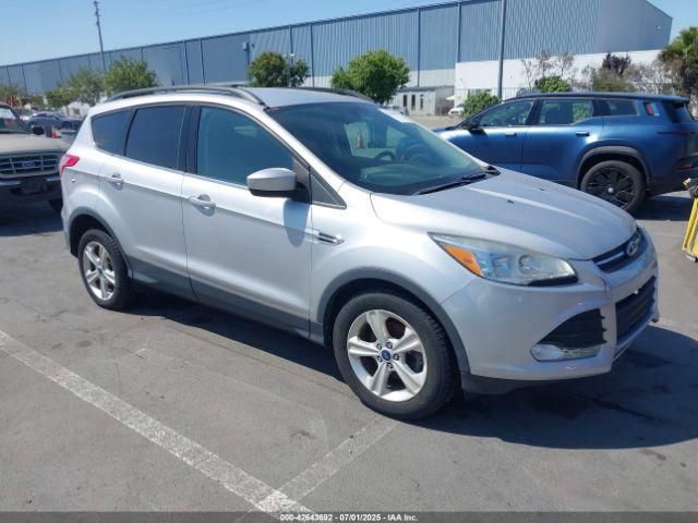  Salvage Ford Escape