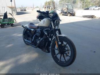  Salvage Harley-Davidson Xl883