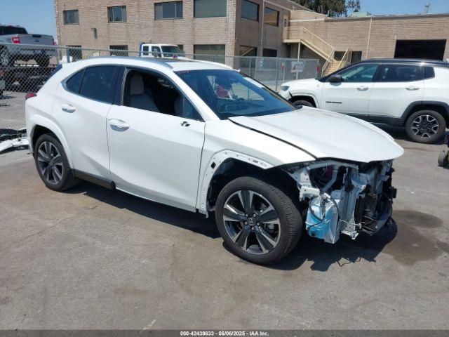  Salvage Lexus Ux