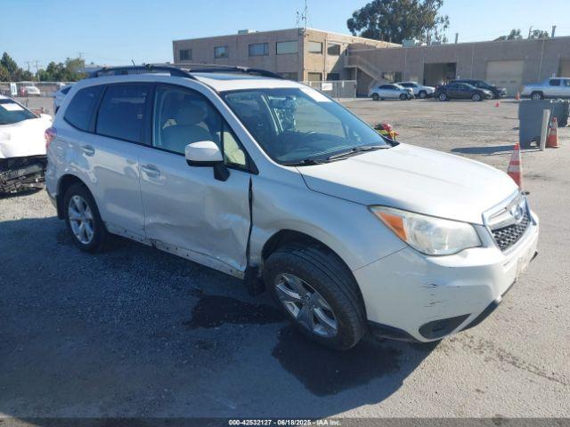  Salvage Subaru Forester
