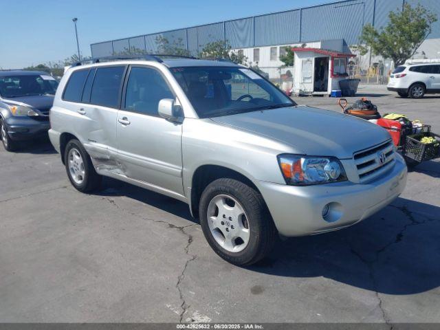  Salvage Toyota Highlander