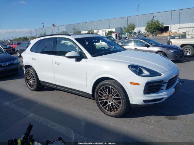  Salvage Porsche Cayenne