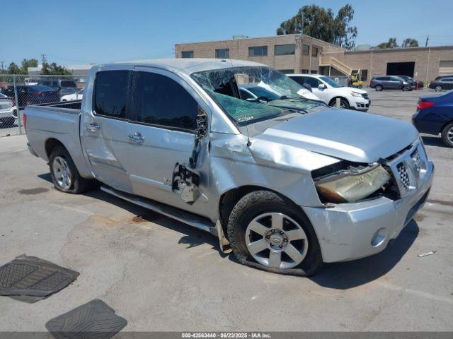  Salvage Nissan Titan