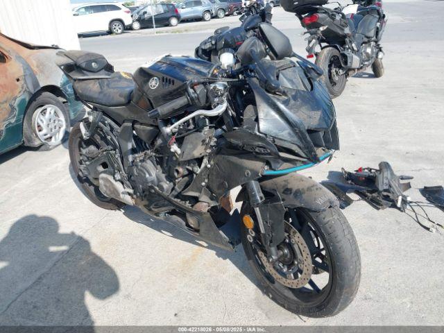 Salvage Yamaha Yzfr7