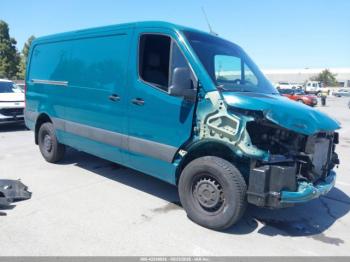  Salvage Mercedes-Benz Sprinter 2500