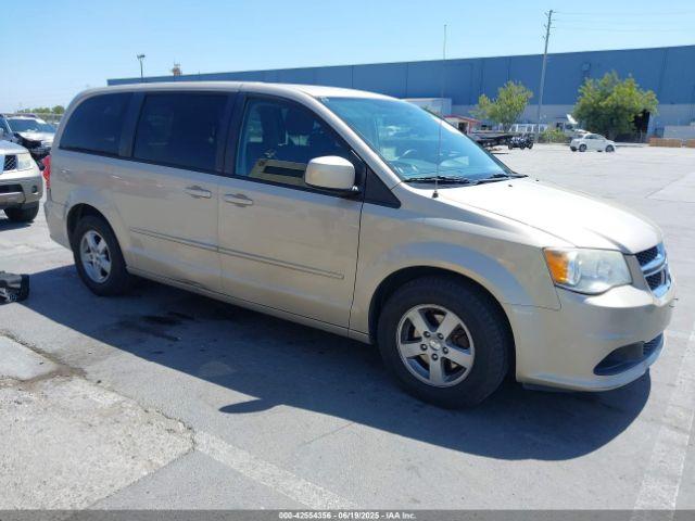  Salvage Dodge Grand Caravan