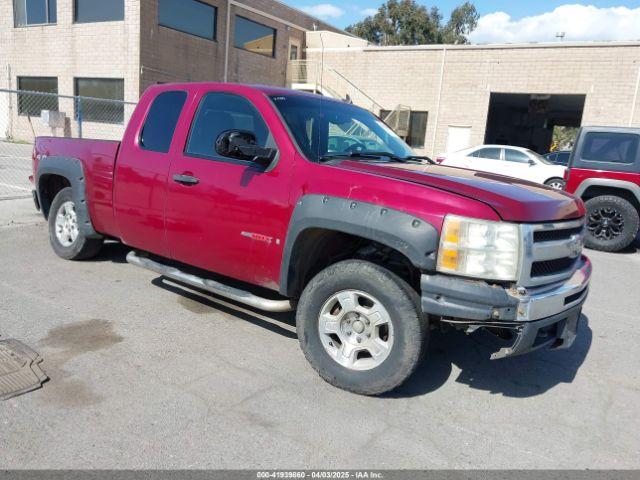  Salvage Chevrolet Silverado 1500