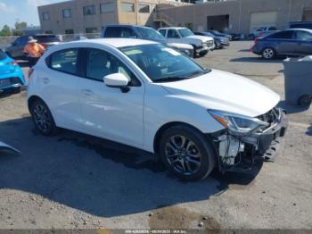  Salvage Toyota Yaris