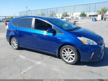  Salvage Toyota Prius v