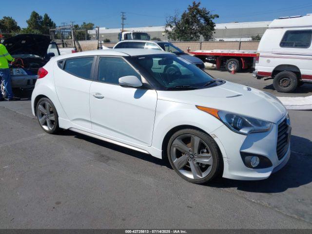  Salvage Hyundai VELOSTER