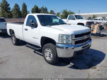  Salvage Chevrolet Silverado 2500