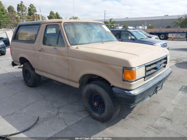  Salvage Ford Bronco