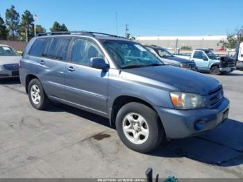  Salvage Toyota Highlander