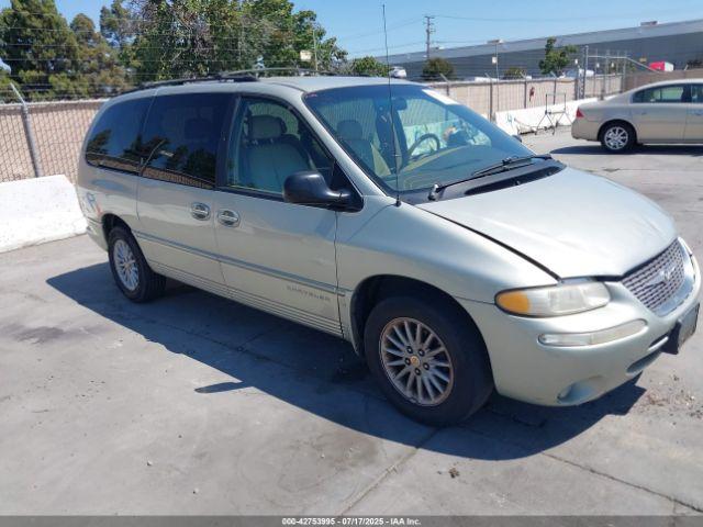  Salvage Chrysler Town & Country