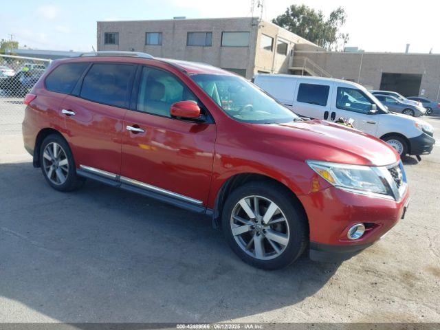  Salvage Nissan Pathfinder