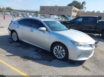  Salvage Lexus Es