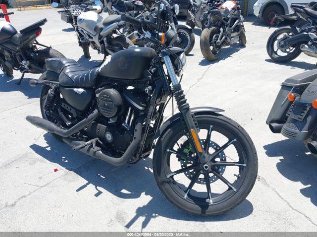  Salvage Harley-Davidson Xl883