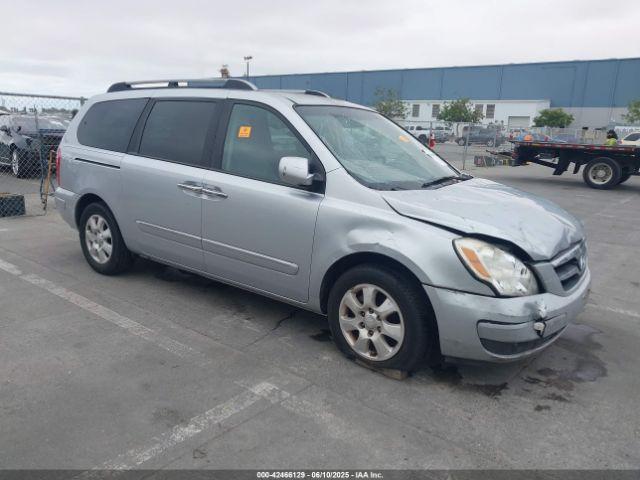  Salvage Hyundai Entourage