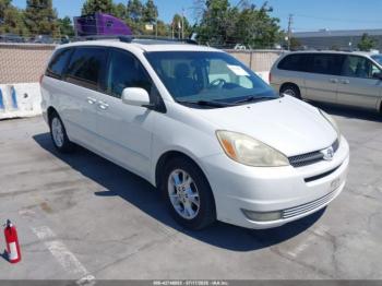  Salvage Toyota Sienna