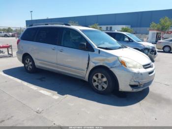  Salvage Toyota Sienna