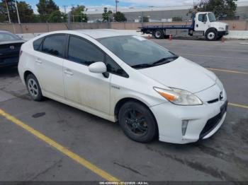  Salvage Toyota Prius