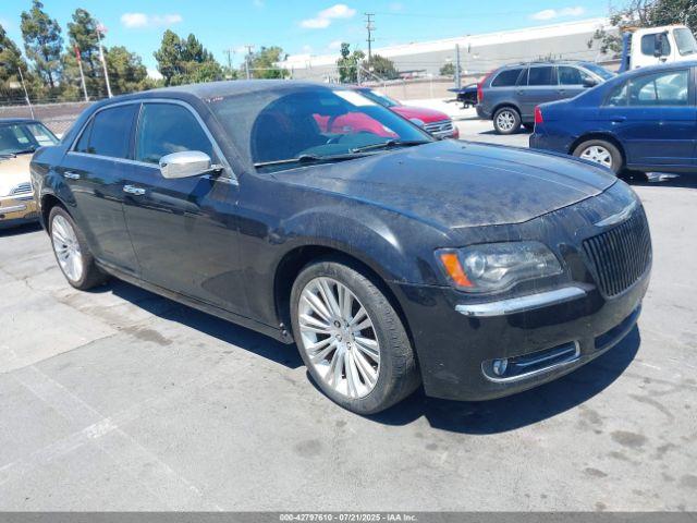  Salvage Chrysler 300
