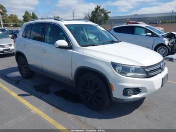  Salvage Volkswagen Tiguan